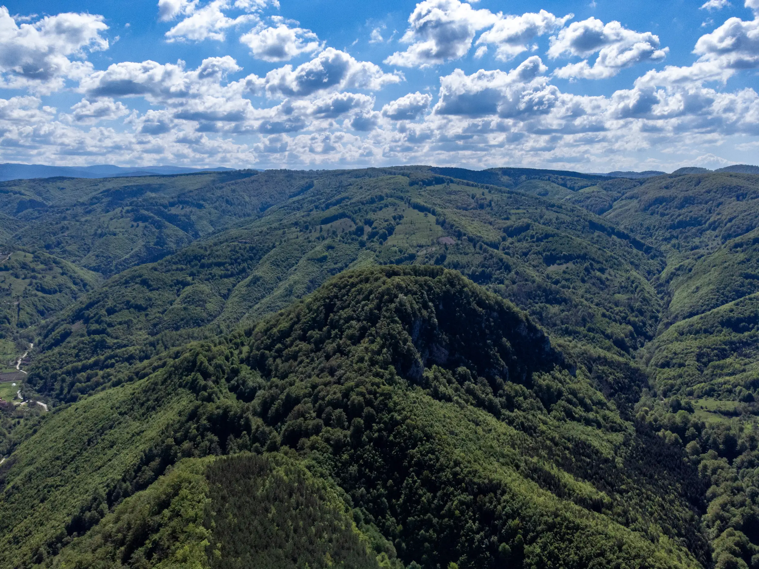 Traseu Cioclovina — Piatra Roșie