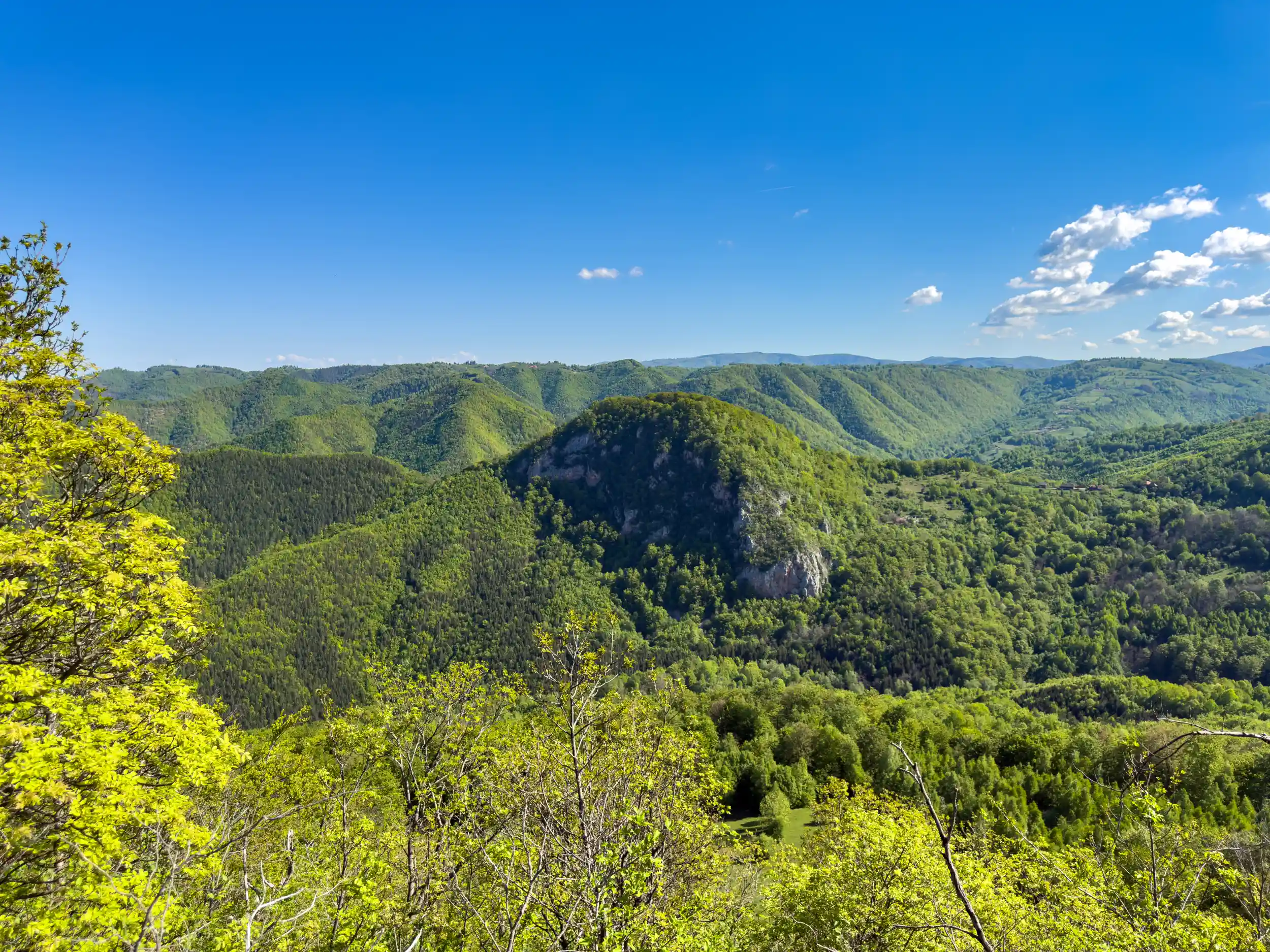 Traseu Cioclovina — Piatra Roșie