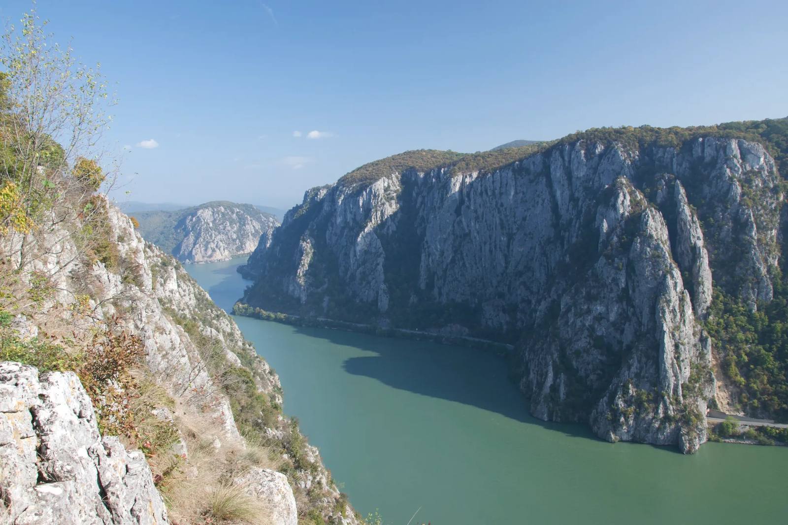 Valea Cernei și Cazanele Dunării